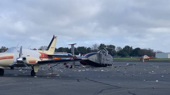 Havalimanına giren hırsız 7,5 milyon dolarlık helikopteri düşürdü